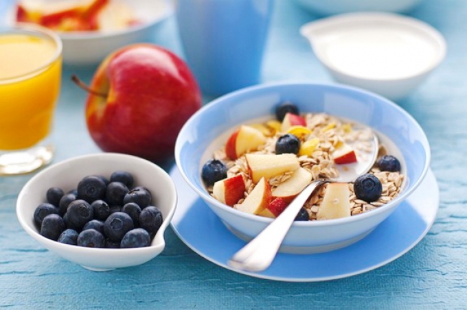 Mic dejun sănătos - 8 sugestii pentru slăbit